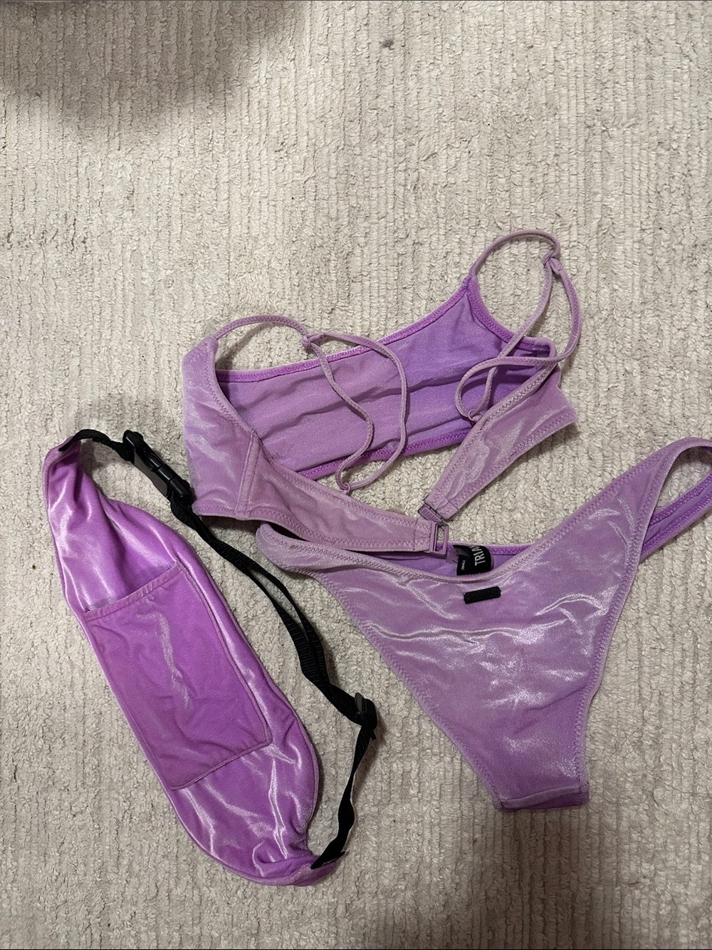 TRIANGL Lilac Velvet Bikini Set with Matching Fanny Pack - Picture 5 of 5